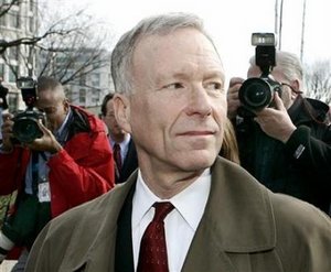 Lewis 'Scooter' Libby leaves federal court in Washington February 3, 2006. Vice President Dick Cheney directed his aide to use classified material to discredit a critic of the Bush administration's Iraq war effort, the National Journal reported on Thursday.